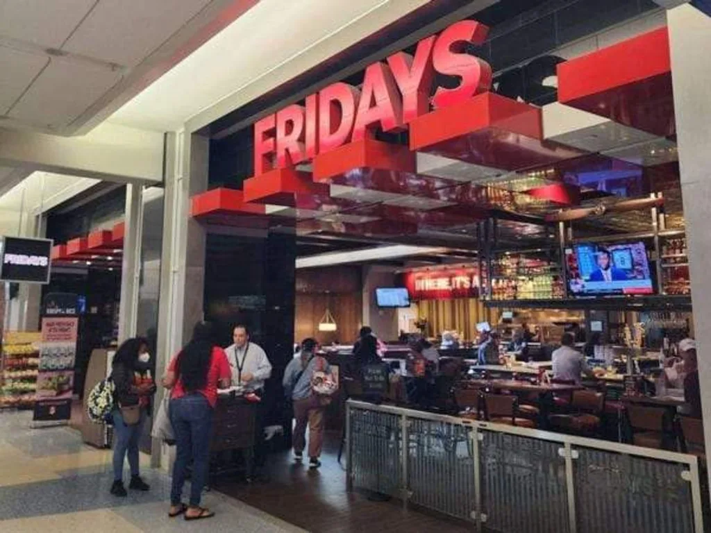 DFW空港には全米No.1の空港バーがある